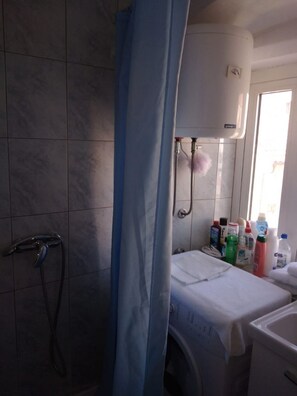 Studio (Jasmine - cozy studio - SA1(2)) | Phòng tắm