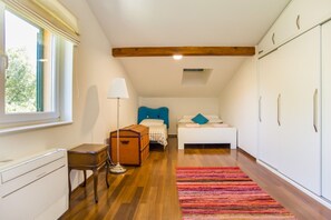 Maison (Mare - 7m from the sea - H(6+2)) | 4 chambres, Wi-Fi gratuit