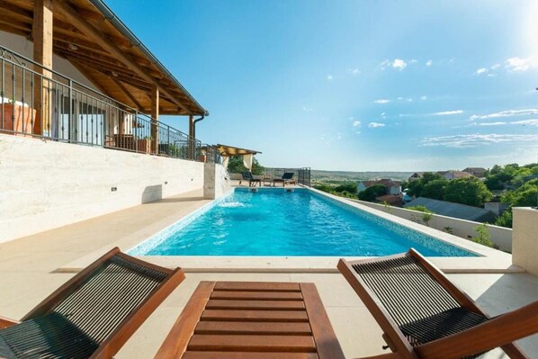 Piscina all'aperto