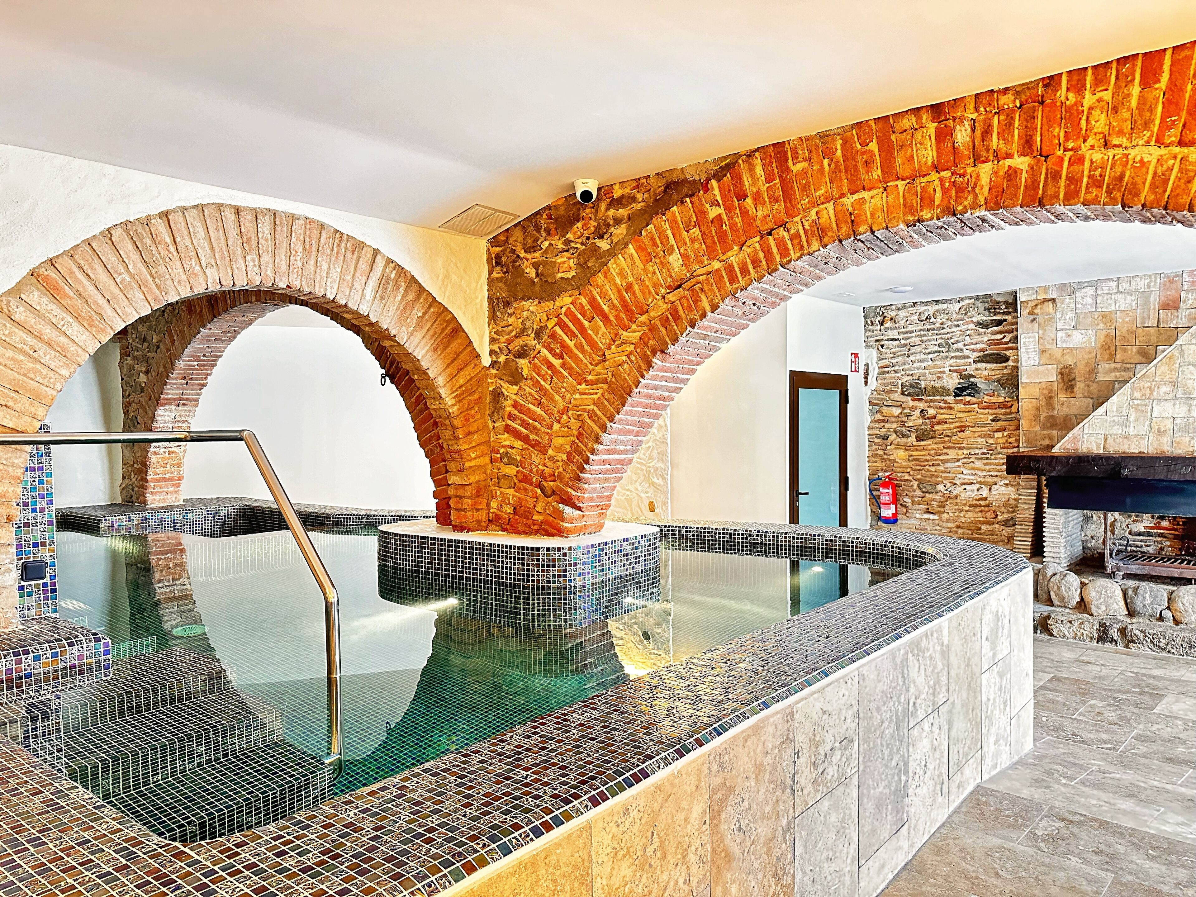 Sauna, bain à remous, hammam, massages