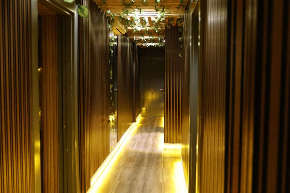 The Hera Platinum Hotel