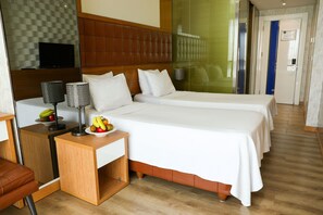 标准双床房 | 免费 WiFi