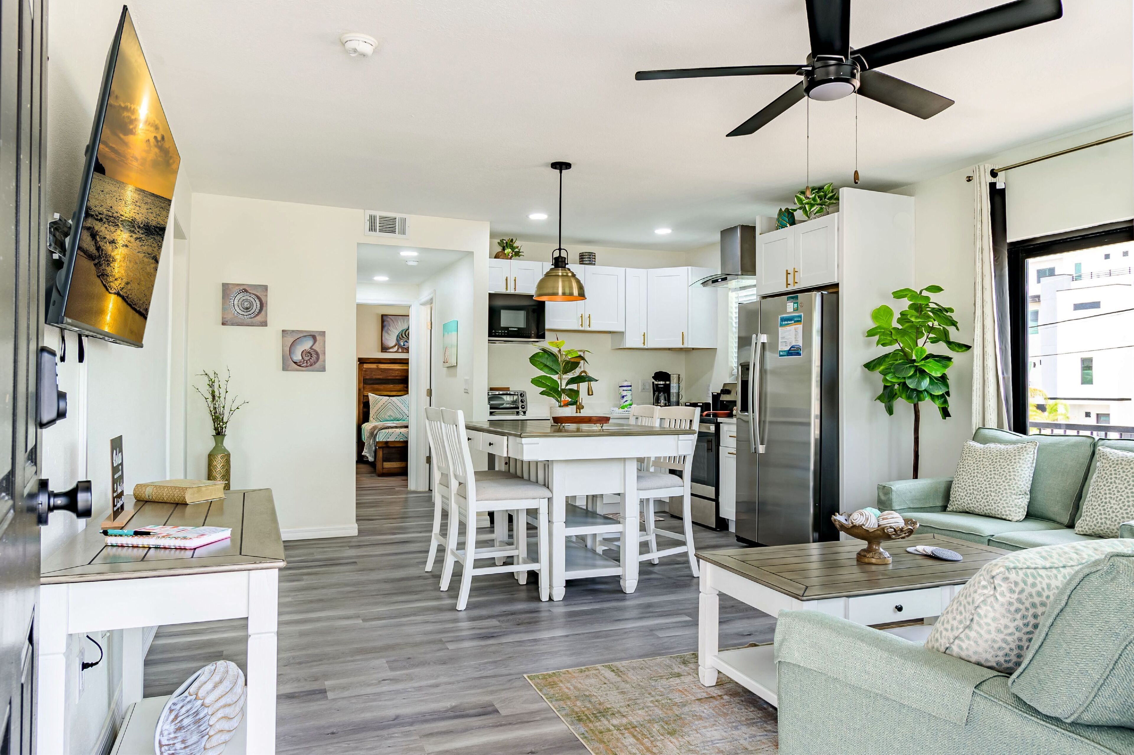 ☀️Great Location-Across the Street from Beach-Nautilus C☀️