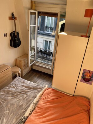 Iron/ironing board, WiFi, bed sheets - Studio Cosy Paris 15th (Paris)