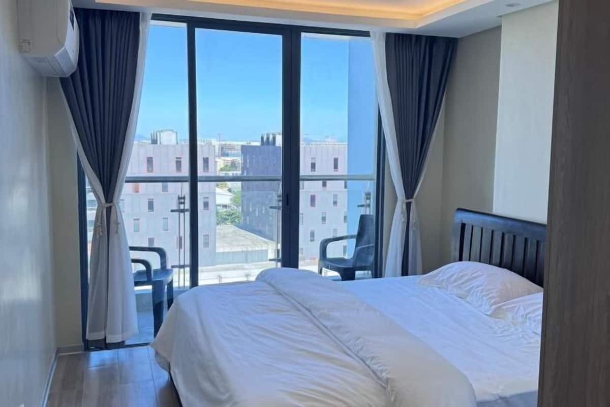 Premium bedding, down duvets, memory-foam beds, free minibar items