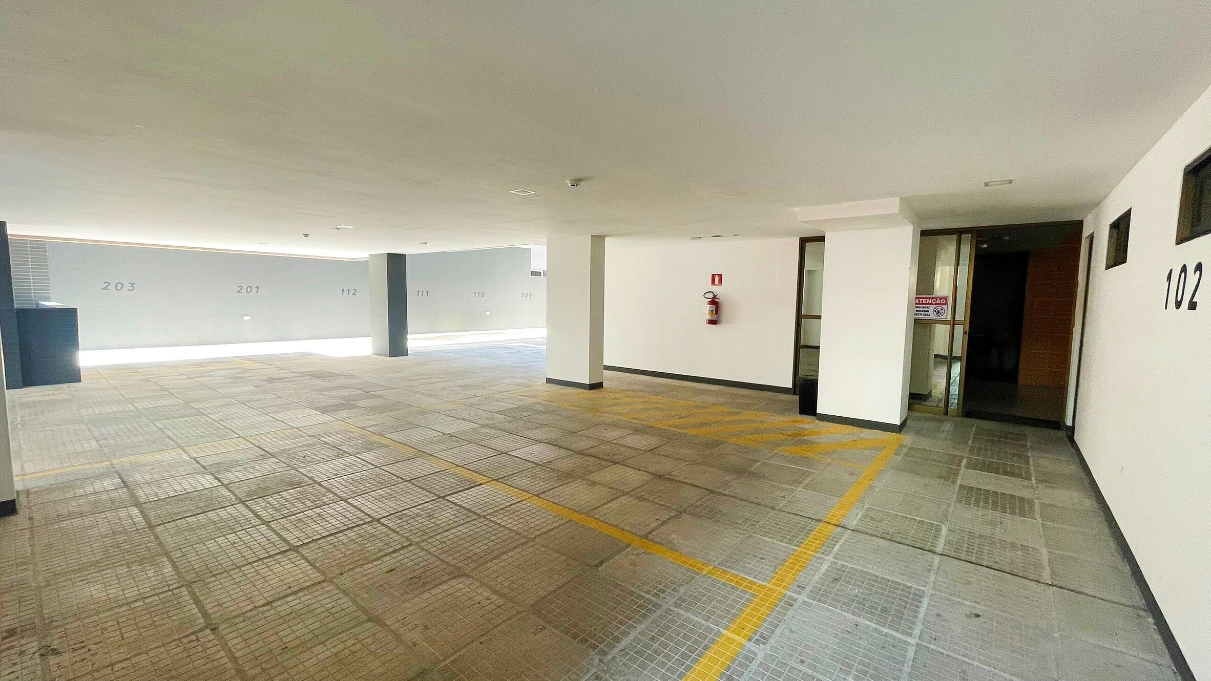 住宿地面