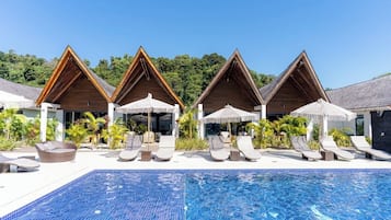 Apartment, Pool View | 2 bedrooms, in-room safe, blackout drapes, iron/ironing board