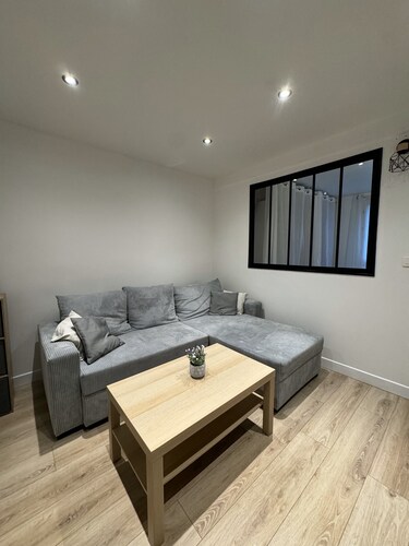 Appartement                                                                  .