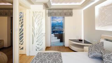 Ni President Suite | 1 Schlafzimmer, schallisolierte Zimmer, Bügeleisen/Bügelbrett