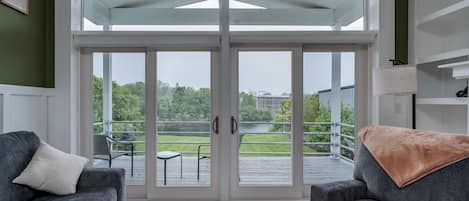 TV connectée, cheminée