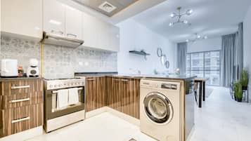 Fridge, microwave, oven, dishwasher