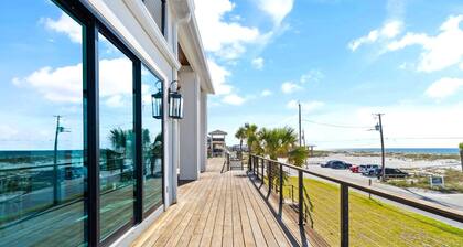 20 ft from Beach Access, Sleeps 31, Pool, Bikes, Ping Pong, 2 Kitchens, Pets