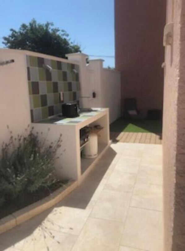 Terrace/patio - Vacation home by the sea, unforgettable vacations! (Saint Geniez d'Olt et d'Aubrac)