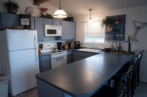 Microwave, oven, dishwasher