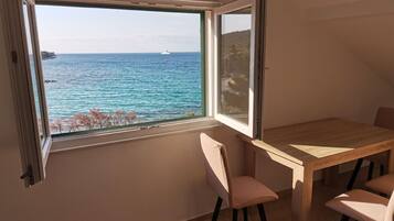 Apartment (Igi - in the beach camp - A2 Porat(6)) | Dining
