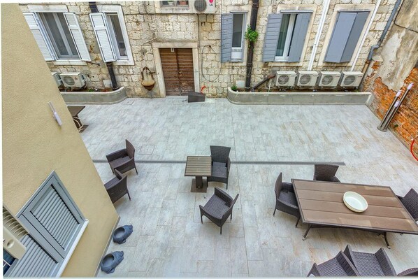 Apartment (Luxury - city centar - R7- Superior 1) | View from room