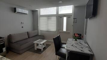 Apartment (Vanja 1 - near city center - A1(2+2)) | Living room