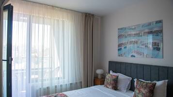 2 bedrooms, bed sheets