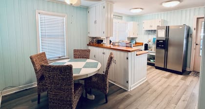The Seashell Cottage on The NC Southern Outer Banks
