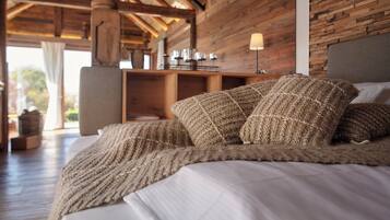 Chalet | In-room safe, soundproofing, free WiFi, bed sheets
