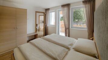 2 bedrooms, WiFi, bed sheets