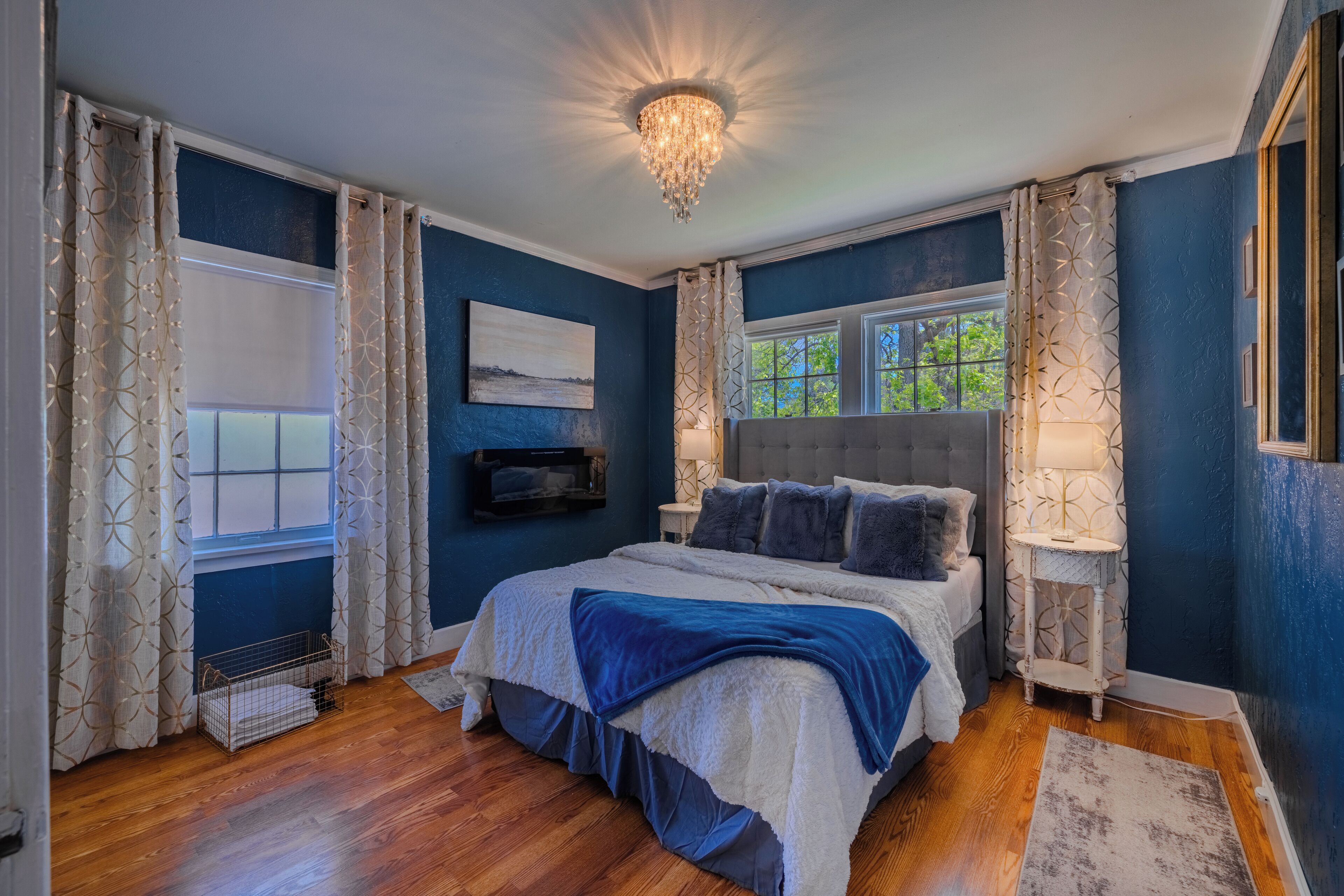 3 slaapkamers, een strijkplank/strijkijzer, reisbedje, gratis wifi