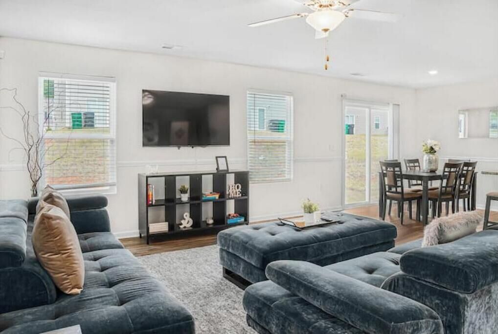 Cute & Cozy 3Bedroom