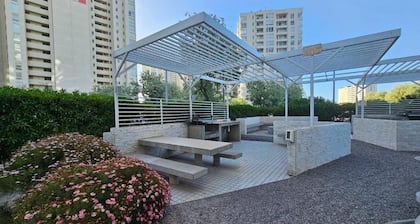 Oceana Suites Marina del Sol