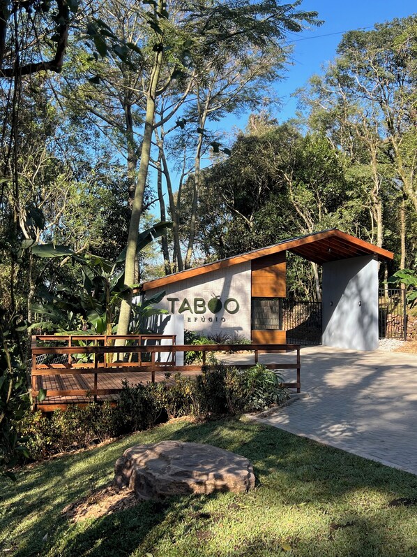 Façade de l’hébergement