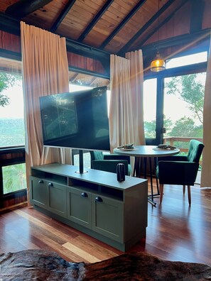 Comfort Cabin, Mountain View | 1 bedroom, individually decorated, free WiFi, bed sheets - Taboo Refúgio (Nova Petropolis)