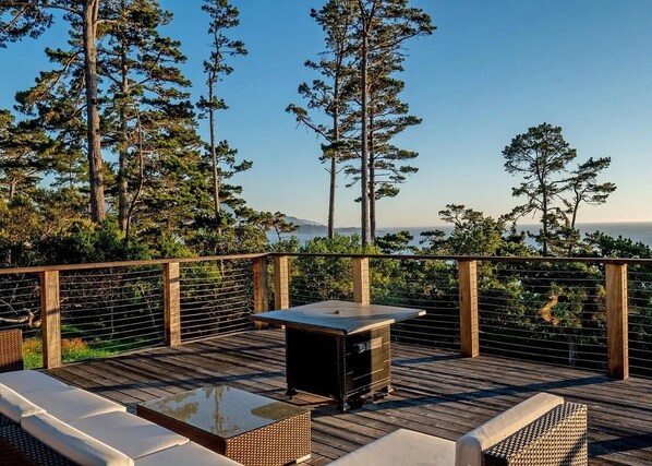 Terrace/patio - Padre Paradise  (Del Monte Forest)