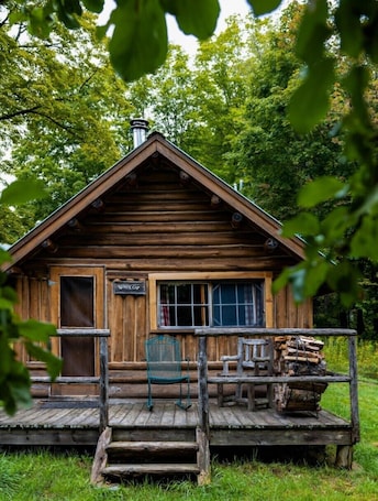 Exterior. Hiking, paddling haven! Free Boats, Shared Bath & Sauna, Private Cabin