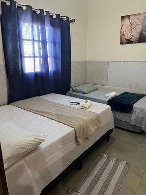 Habitació estàndard, vistes al pati | Wifi gratuïta 