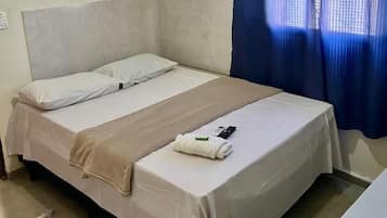 Quarto standard, vista para o pátio | Wi-Fi de cortesia