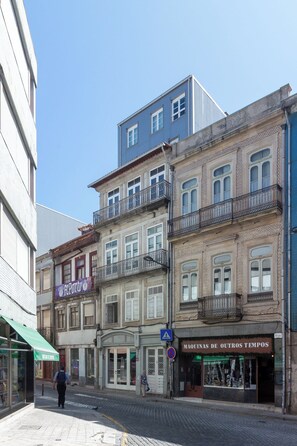 Esterni