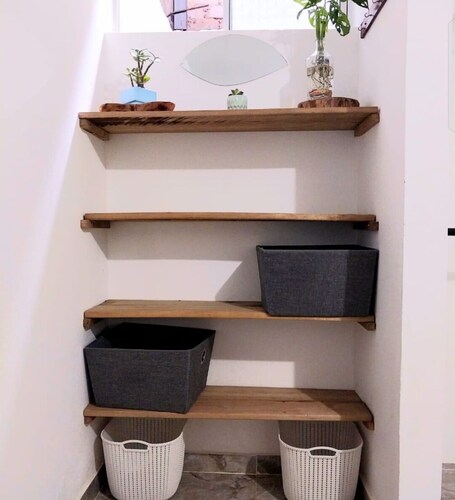 Habitación Comoda Compartiendo Apartamento en Familia