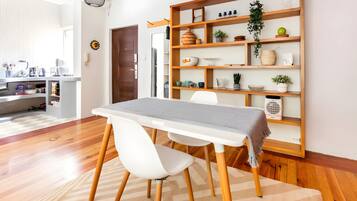 Departamento Deluxe | Servicio a la habitación