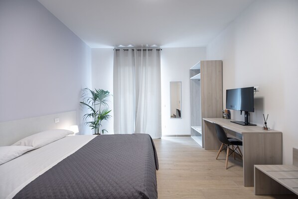 1 Schlafzimmer, Schreibtisch, Reisekinderbett, kostenloses WLAN