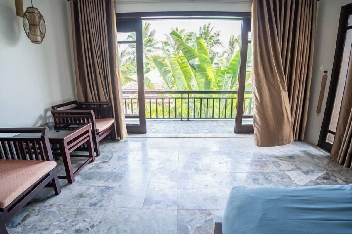 Sengetøy av topp kvalitet, memory foam-senger, minibar og safe på rommet