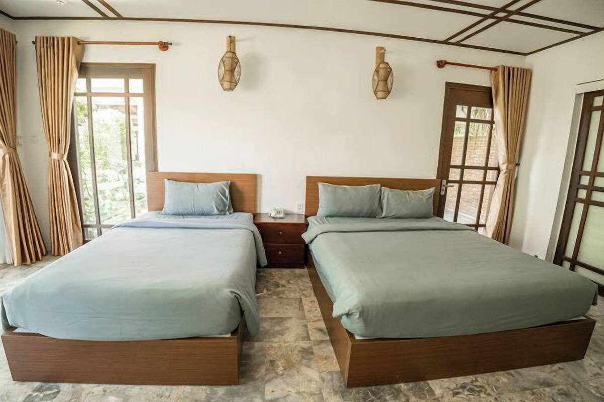 Sengetøy av topp kvalitet, memory foam-senger, minibar og safe på rommet