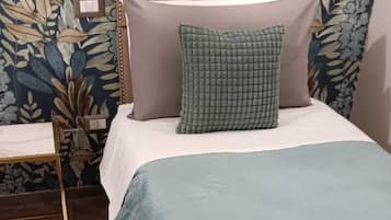 2 bedrooms, in-room safe, iron/ironing board, travel crib
