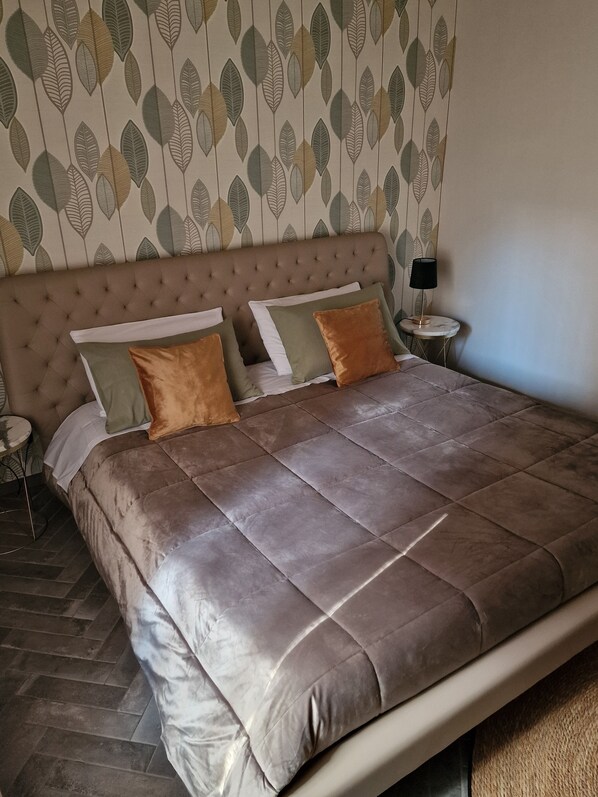 2 Schlafzimmer, Zimmersafe, Bügeleisen/Bügelbrett, Reisekinderbett