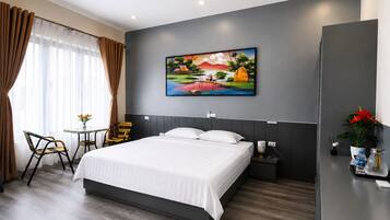 Romantic Single Room, Balcony, Garden View | Blackout curtains, soundproofing, iron/ironing board, free WiFi
