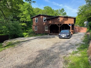 Exterior - Large family mountain retreat on Buck Run with a stocked pond in Leetonia Pa. (Gaines)