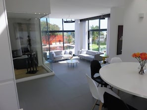 Interior - Cape white villa (Load shedding free) (Cape Town)