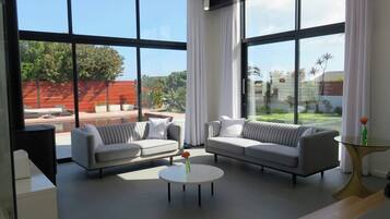 TV, fireplace, stereo, offices