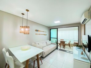 Family Apartment | Bathroom | Shower, towels