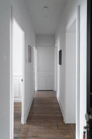 Interior - Large apartment with terrace, free parking (Vichy)