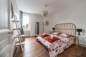 Desk, iron/ironing board, travel crib, free WiFi