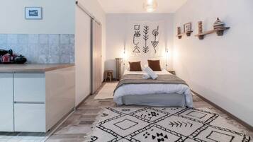 1 bedroom, desk, iron/ironing board, travel cot